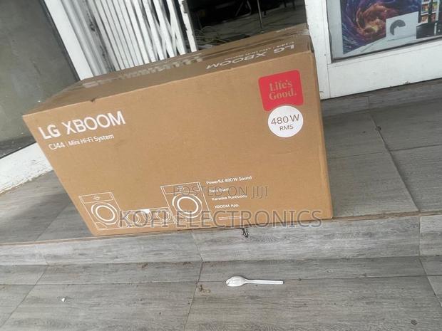 Lg Xboom the Royal Wave of Pure Sound · Photo 2
