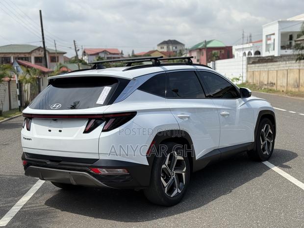 Hyundai Tucson Limited 2023 White