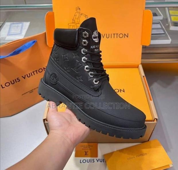 Louis Vuitton X Timberland Boots Available · Photo 4