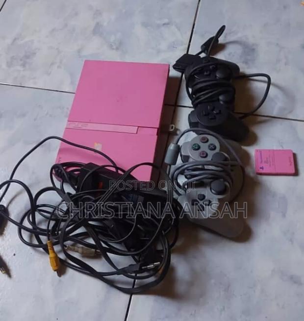 Playstation 2 Slim · Photo 3