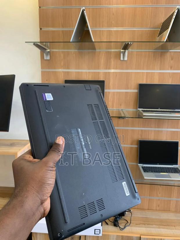Laptop Dell Latitude 5300 16GB Intel Core I7 SSD 512GB photo 3
