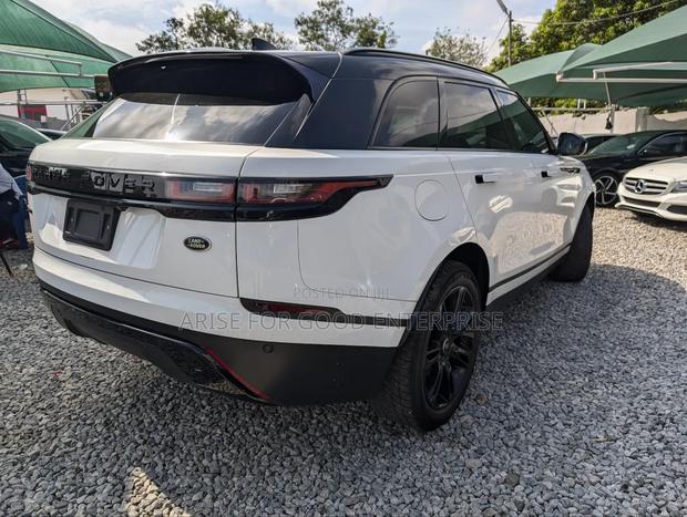 Land Rover Range Rover Velar R-Dynamic S 2023 White photo 7