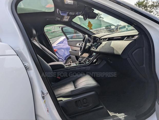 Land Rover Range Rover Velar R-Dynamic S 2023 White photo 10