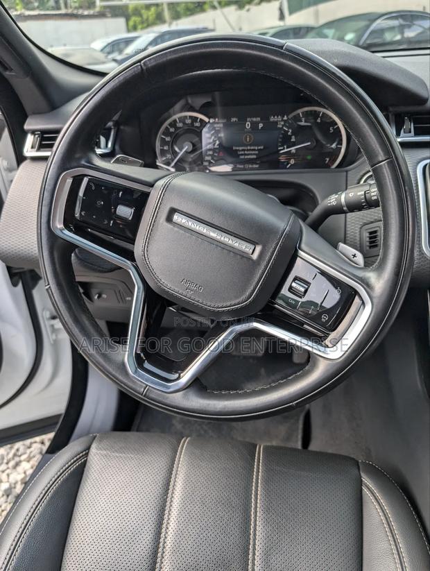 Land Rover Range Rover Velar R-Dynamic S 2023 White photo 16