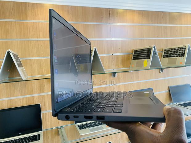 Laptop Dell Latitude 5300 16GB Intel Core i7 SSD 512GB photo 3