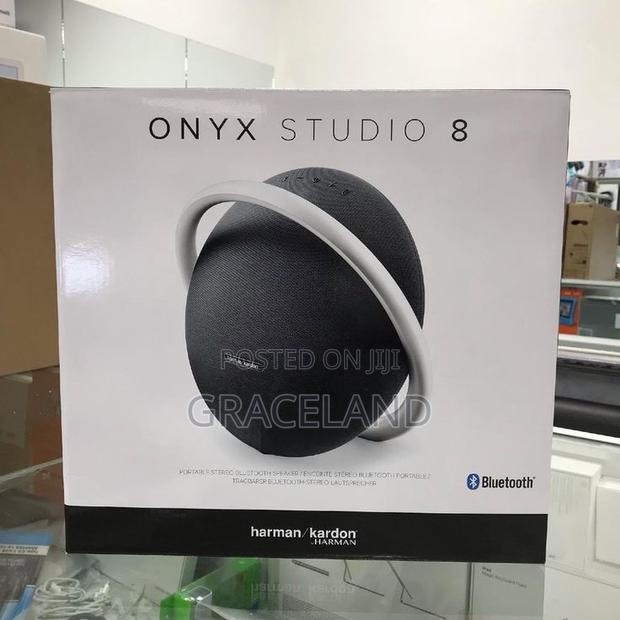 This X Original Harman Kardon Onyx Studio 8 Bluetooth Wireless Speaker · Photo 4