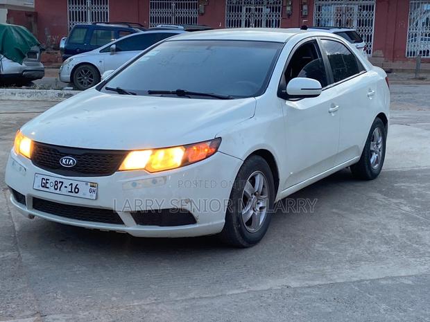 Kia Forte EX Sedan 2012 White