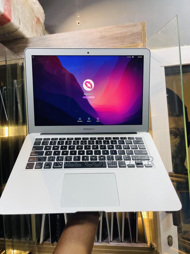 Laptop Apple MacBook Air 2017 8GB Intel Core i5 SSD 128GB