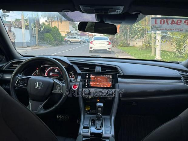 Honda Civic EX-T 4dr Sedan (1.5L 4cyl) 2016 White photo 10