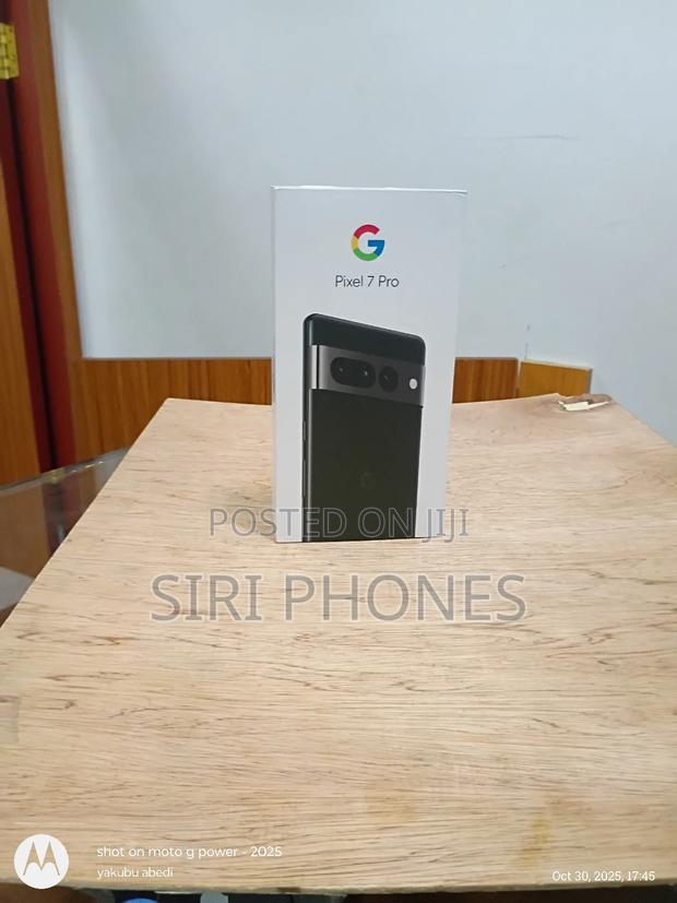 New Google Pixel 7 Pro 128 GB Black photo 2