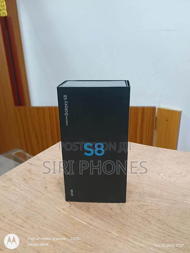 New Samsung Galaxy S8 64 GB Black · Photo 3