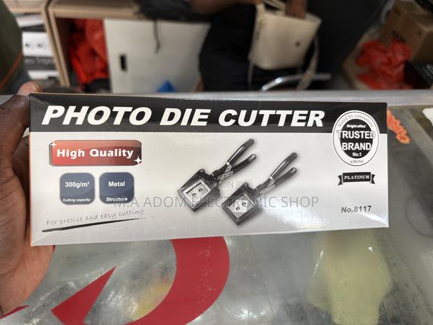 Photo Die Cutter for Id Card Size Picture · Photo 3