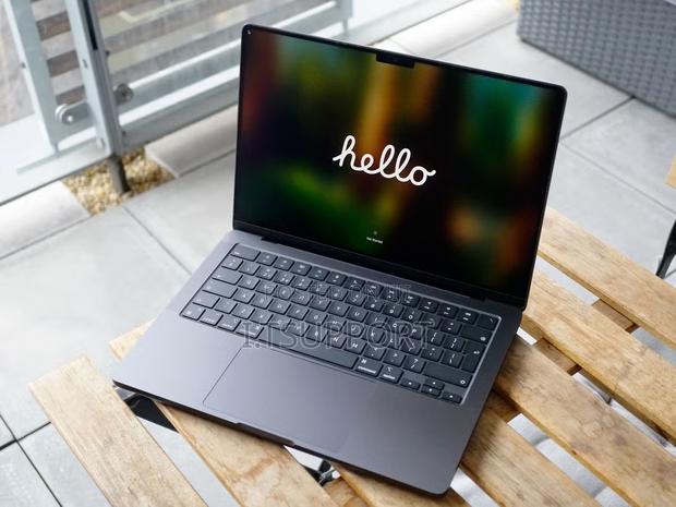 New Laptop Apple MacBook Air 2025 M4 13-inch 16GB Apple M4 SSD 256GB