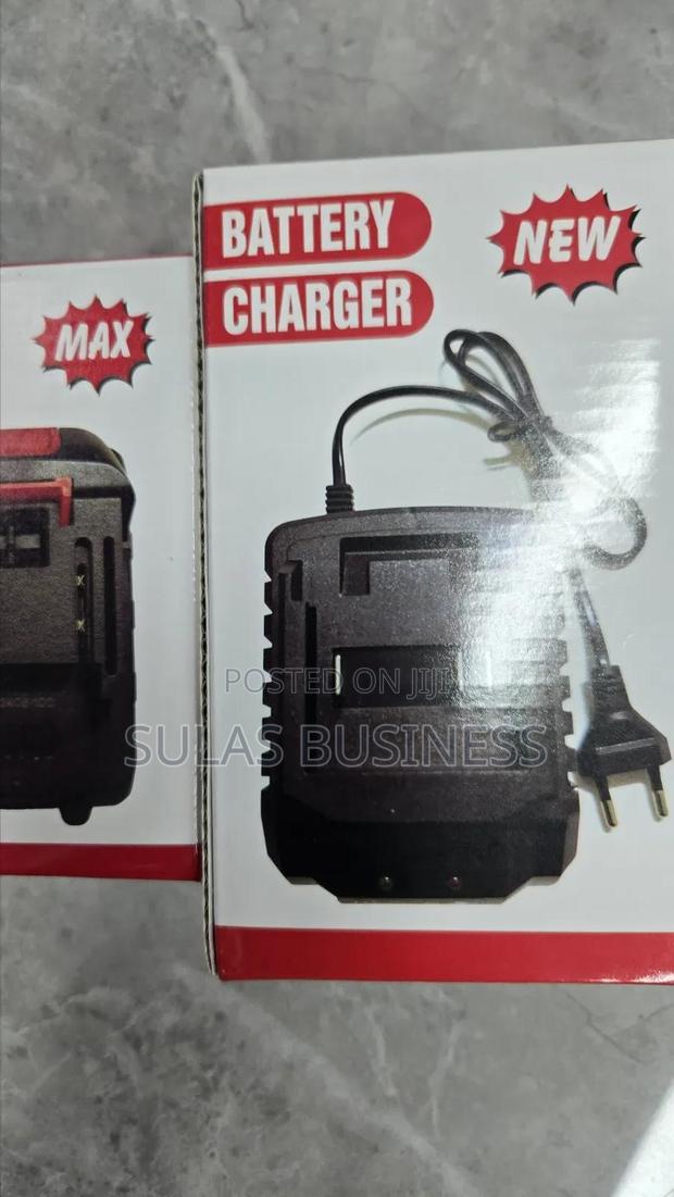Battery Charger photo 3