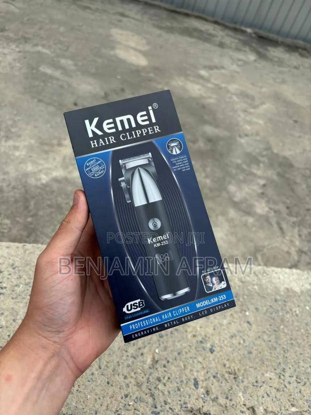 Adjustable Knife Head Cordless Hair Clippers Km-235 photo 3