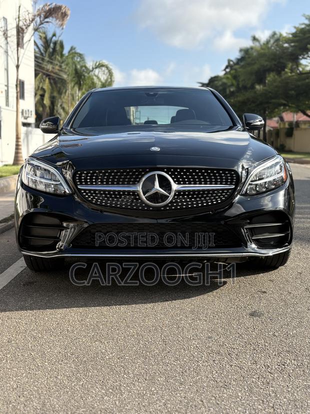 Mercedes-Benz C300 Base C300 AWD 4MATIC Sedan 2019 Black · Photo 2