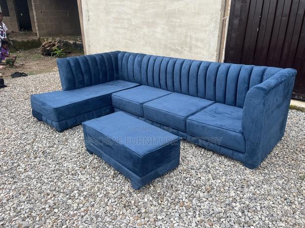 Sectional L- Shaped Sofa Chairs · Photo 2