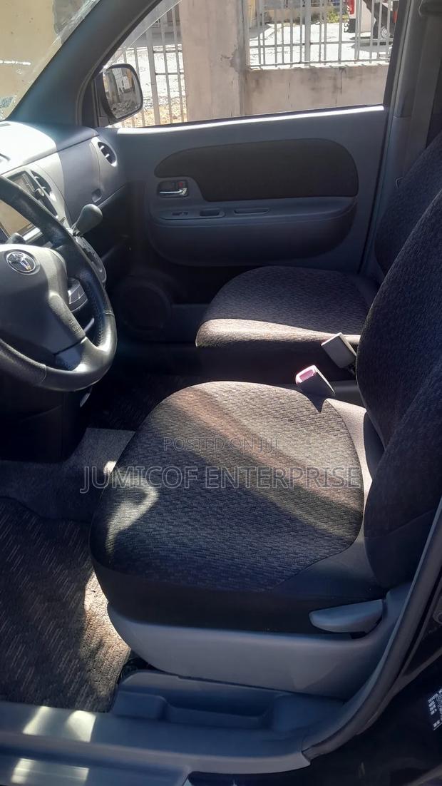 Toyota Sienta 1.5 FWD 2012 Black