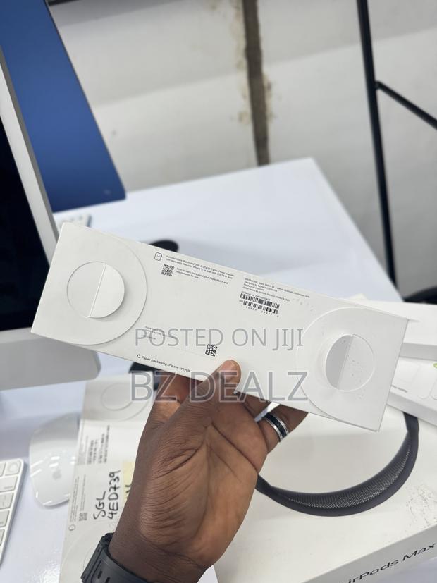 Apple Watch Se 3 photo 2
