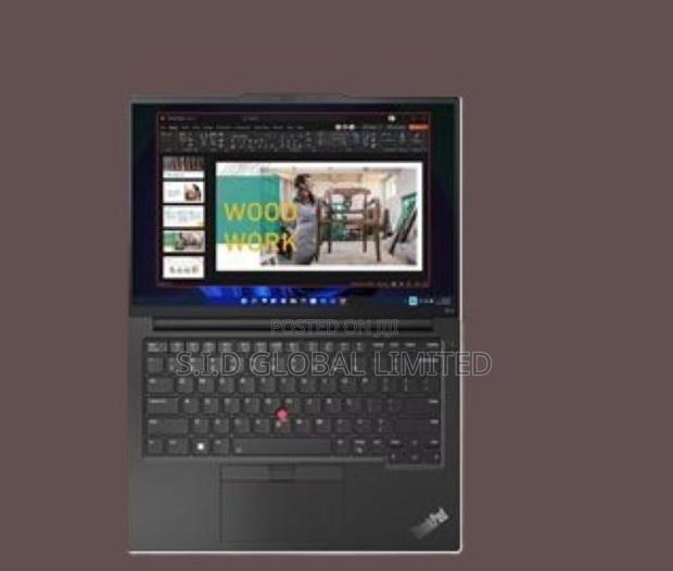 New Laptop Lenovo ThinkPad E14 Gen 5 8GB Intel Core i5 SSD 512GB photo 3