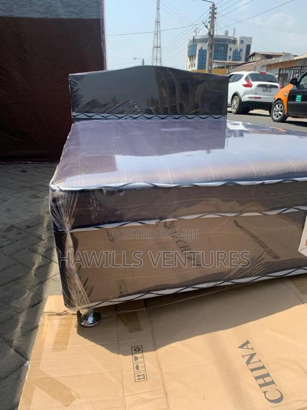 Complete Bed With Mattress · Photo 2