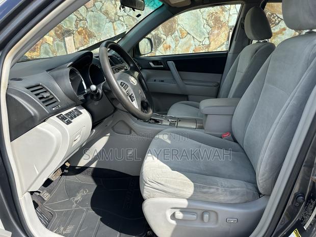 Toyota Highlander 2013 Gray