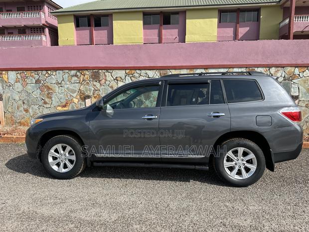 Toyota Highlander 2013 Gray