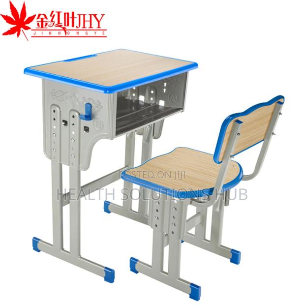 Students Table and Chair · Photo 3