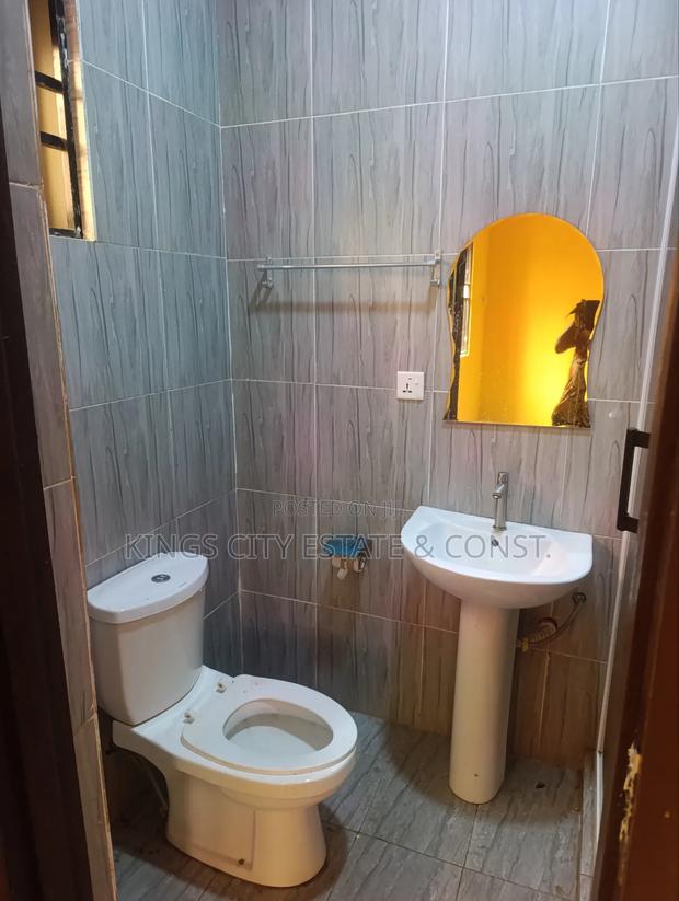 2bdrm Apartment in Whitehouse, Pokuase for rent photo 7
