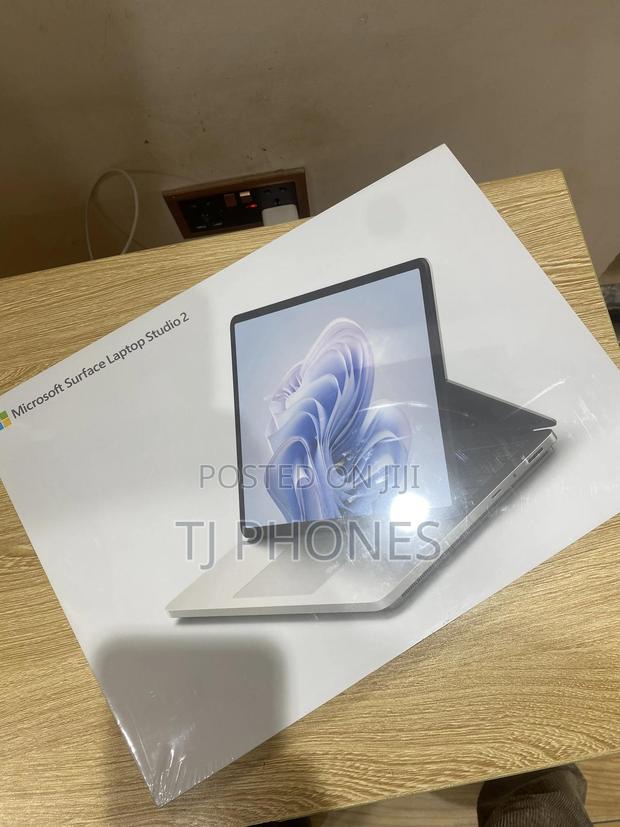 New Microsoft Surface Laptop Studio 2 16GB Intel Core I7 SSD 512GB