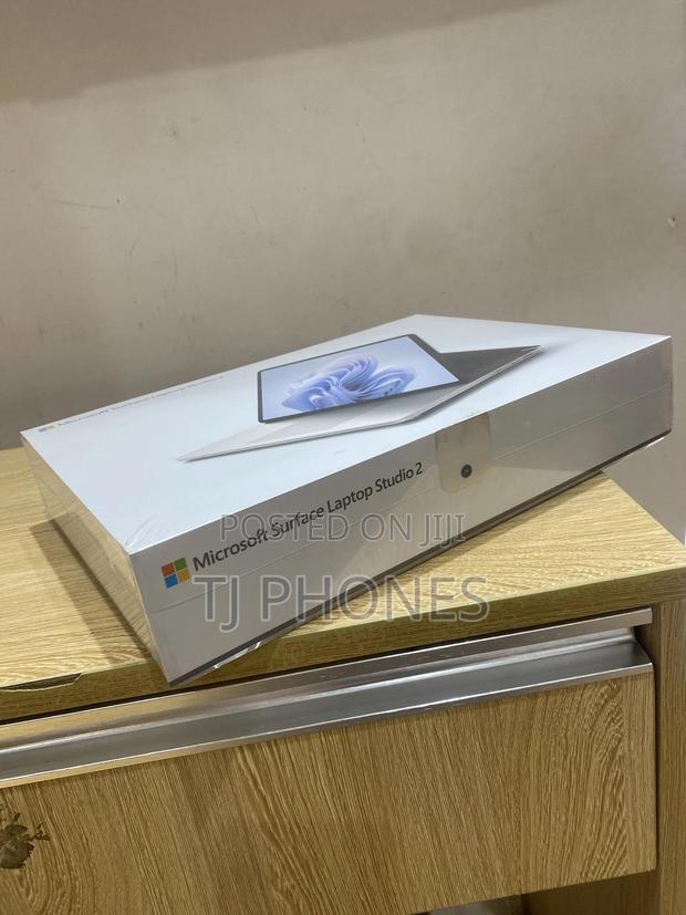 New Microsoft Surface Laptop Studio 2 16GB Intel Core I7 SSD 512GB photo 2