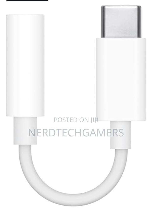 Apple Usb-C to 3.5 Mm Headphone Jack Adapter photo 3