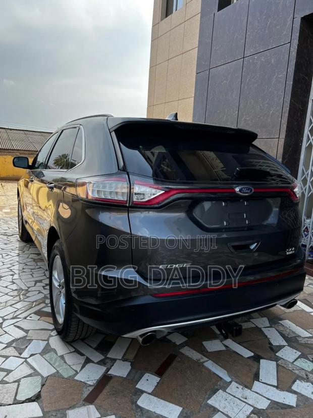 Ford Edge SEL 4dr FWD 2017 Black