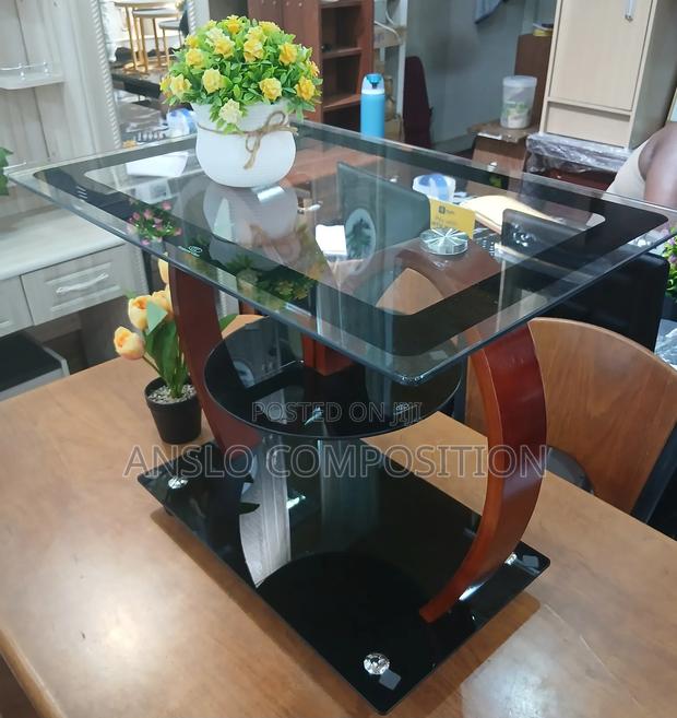 Portable Side Table · Photo 2