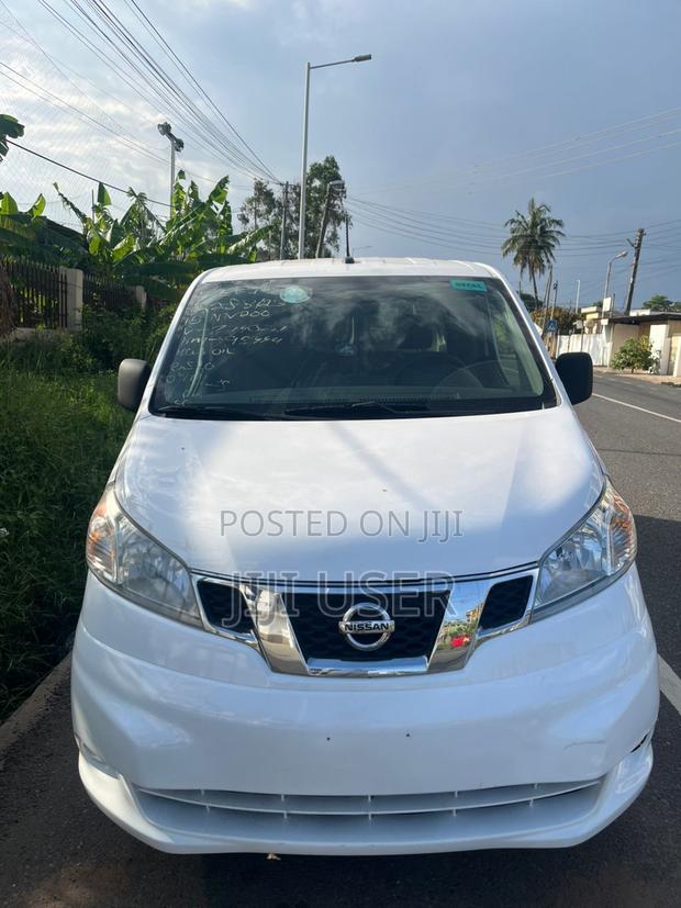 Nissan NV200 2016 White
