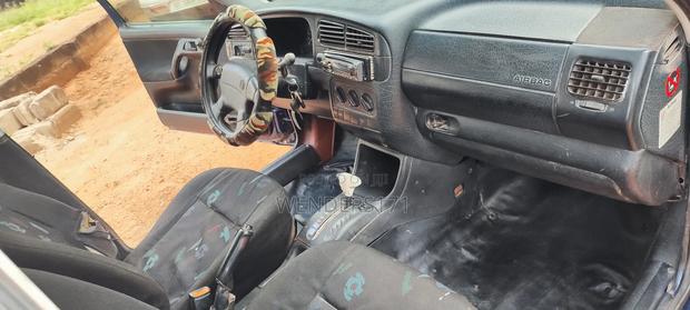 Volkswagen Golf 1.6 2000 Blue