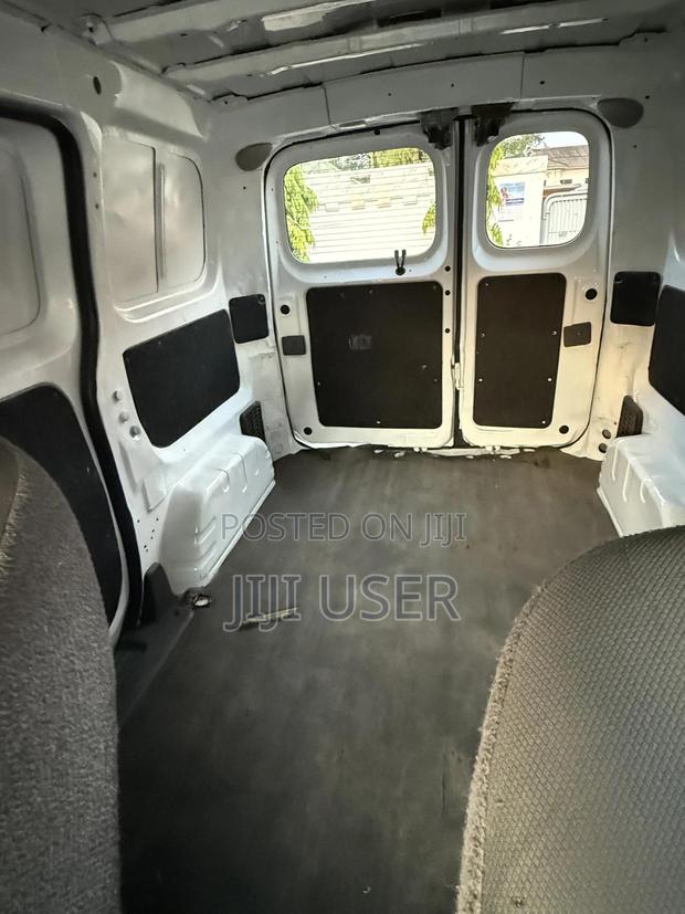 Nissan NV200 2016 White