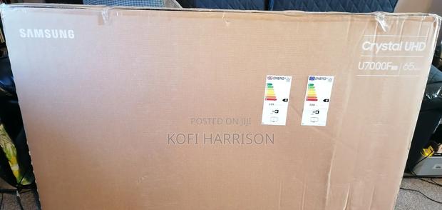 Samsung 65'' Ue65u7000f Smart Tv (With Free Wall Mount)