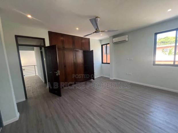 5bdrm House in Ab Richie Properties, Labone for rent · Photo 4