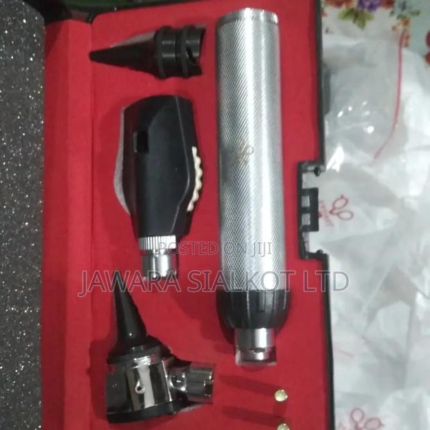 Ophthalmoscope and Otoscope Diagnostic Set · Photo 2