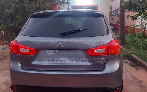 Mitsubishi Outlander 2015 Gray photo 5