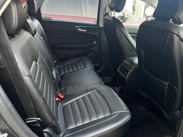 Ford Edge SEL 4dr FWD 2017 Black