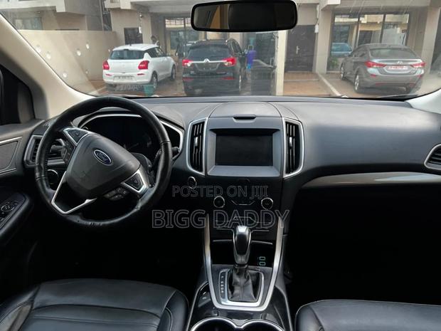 Ford Edge SEL 4dr FWD 2017 Black