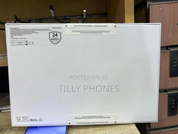 New Samsung Galaxy Tab S6 Lite 128 GB Black photo 2