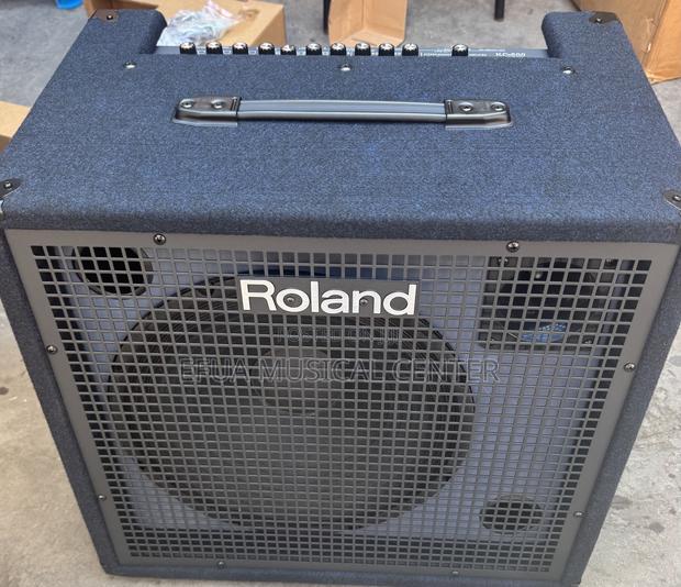 Kc600 Roland Keyboard Combo · Photo 3