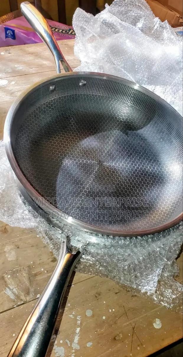 Nonstick Frying Pan 24/28cm · Photo 4