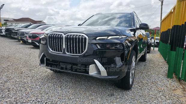 BMW X7 xDrive40i 2023 Black · Photo 3