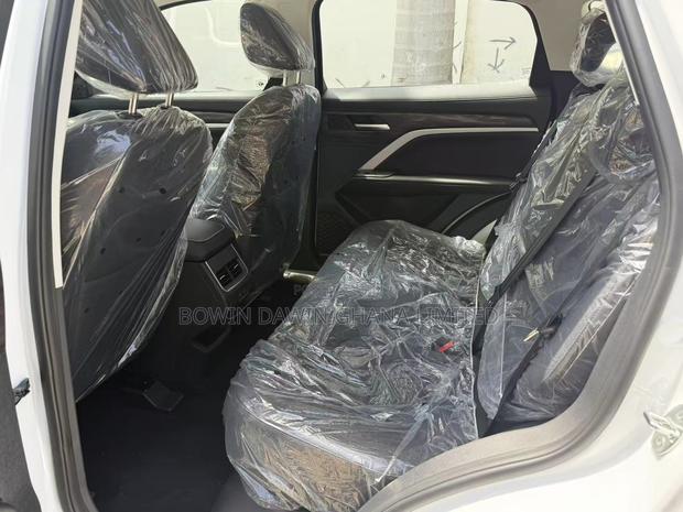 New Haval H6 2025 White photo 7