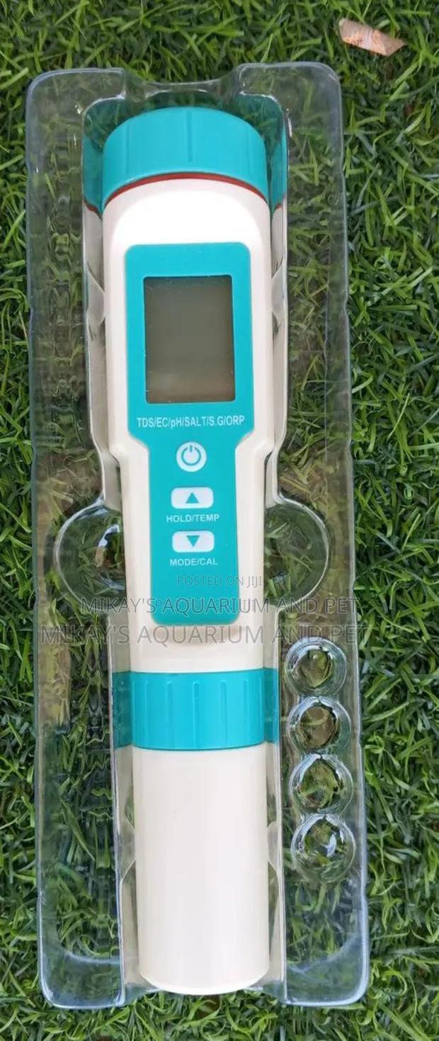 7 In One Water Tester · Photo 4