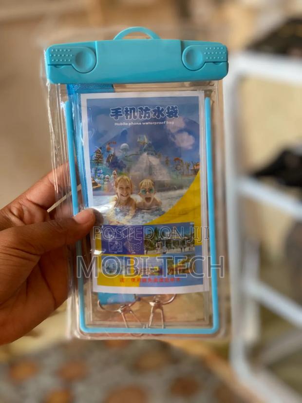 Waterproof Mobile Phone Case · Photo 2